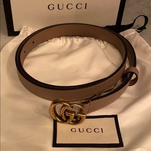 Gucci Leather belt with Double G buckle